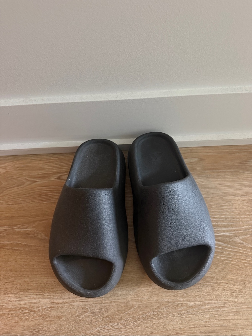 YEEZY Black Slide Sandals